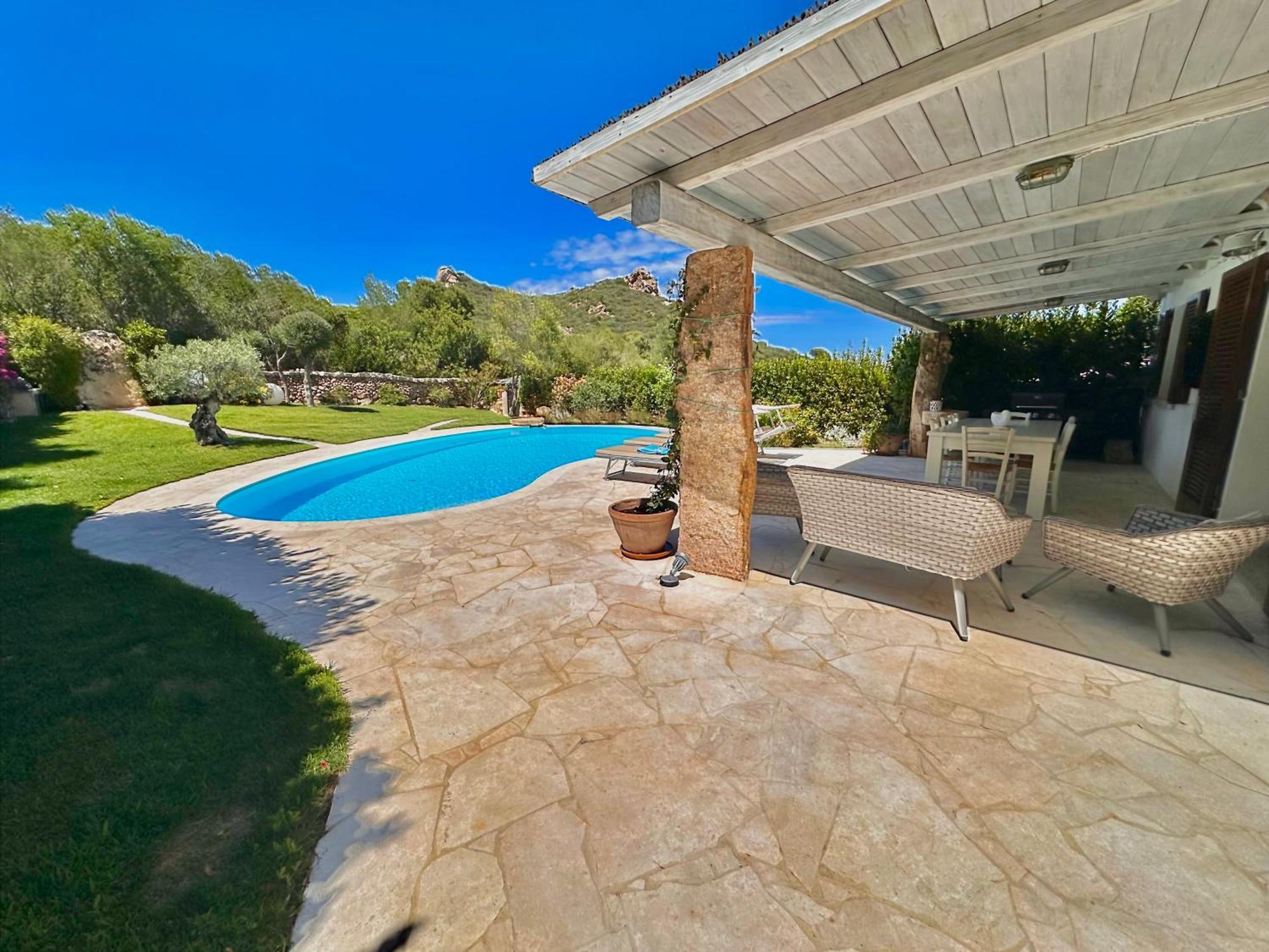 Villa Ibiscus Cannigione Exterior photo